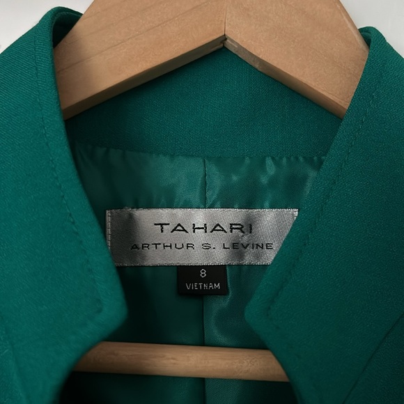 Green blazer - Picture 2 of 3